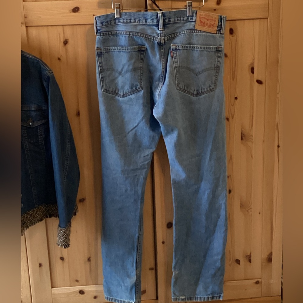 👖  Levis | Vintage 506 High WAIST Light Wash DISTRESSED MOM Jeans Sz 36 X